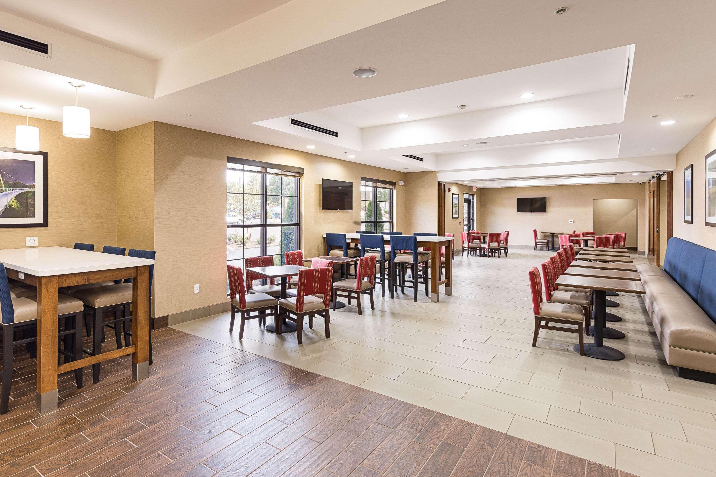 Comfort Suites Greenville South Piedmont Ngoại thất bức ảnh