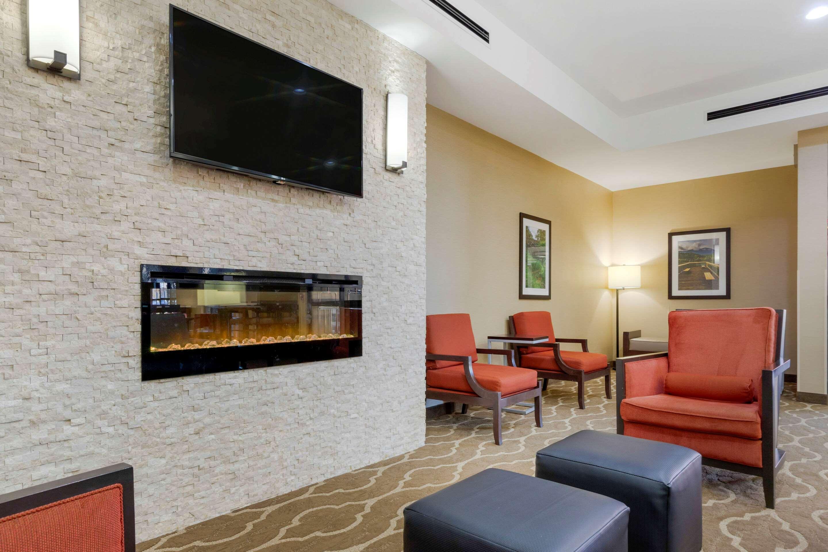 Comfort Suites Greenville South Piedmont Ngoại thất bức ảnh