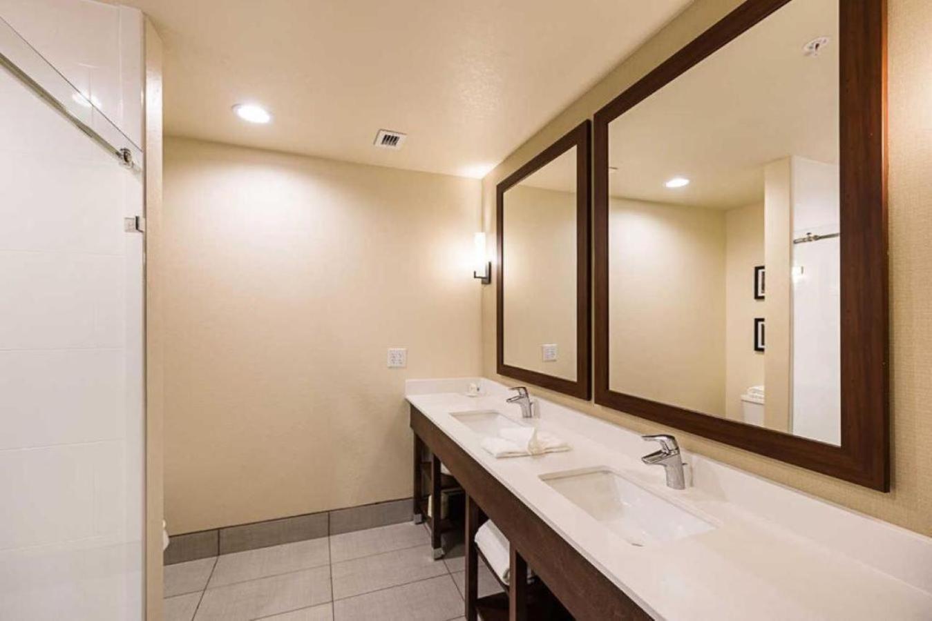 Comfort Suites Greenville South Piedmont Ngoại thất bức ảnh